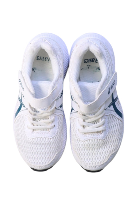 A White Sneakers from ASICS in size 6T for neutral. (Back View)