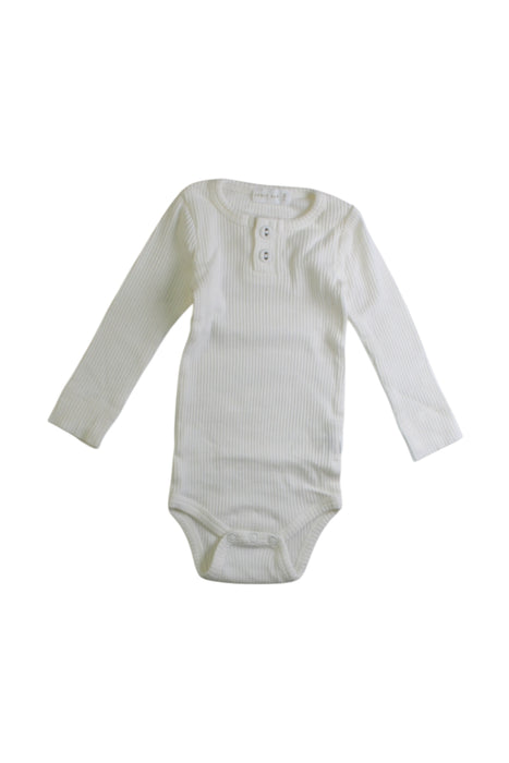 A White Long Sleeve Bodysuits from Jamie Kay in size 3-6M for boy. (Front View)