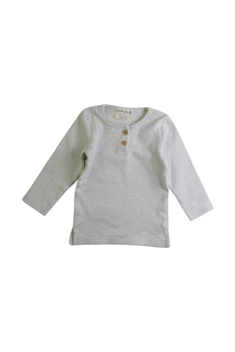 A Grey Long Sleeve Tops from Wilson & Frenchy in size 3-6M for boy. (Front View)