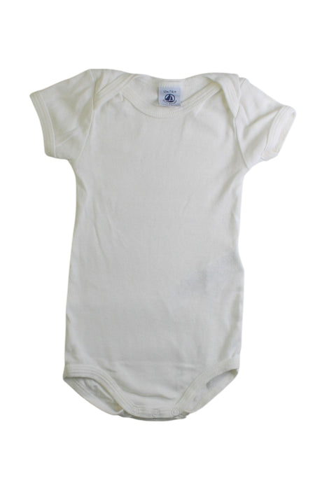 A White Short Sleeve Bodysuits from Petit Bateau in size 6-12M for neutral. (Front View)