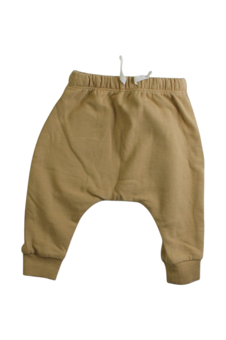A Beige Sweatpants from Quincy Mae in size 0-3M for boy. (Front View)