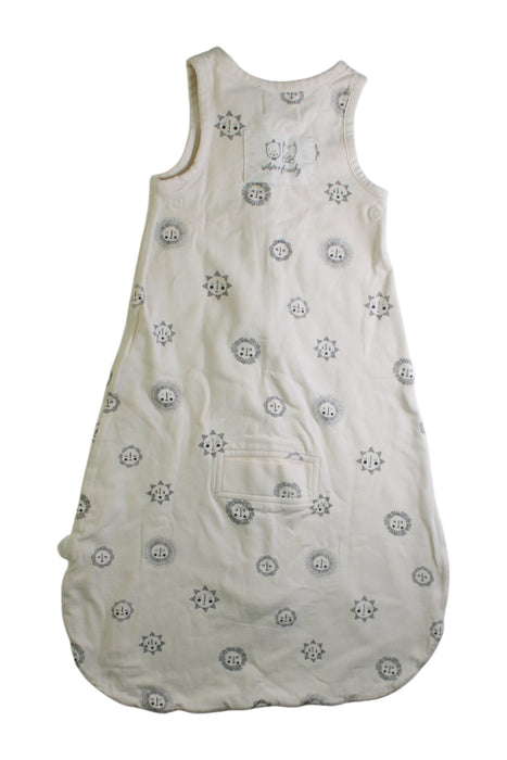 A  Swaddles from Wilson & Frenchy in size 0-3M for neutral. (Back View)