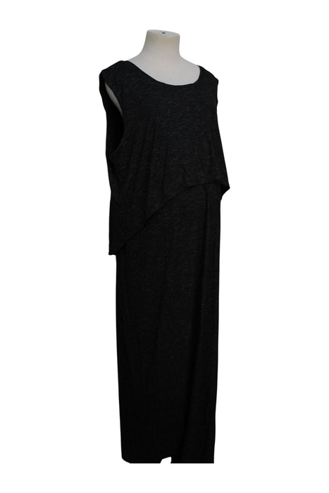 A Black Sleeveless Dresses from Ripe in size XXL for maternity. (Back View)