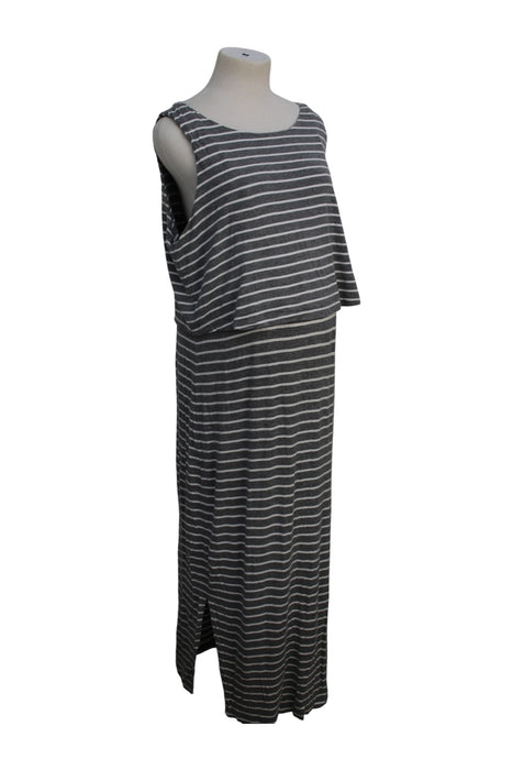 A Black Sleeveless Dresses from Seraphine in size Maternity-XL for maternity. (Back View)