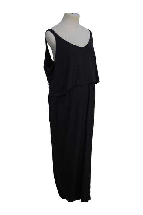 A Black Sleeveless Dresses from Ripe in size Maternity-XL for maternity. (Back View)