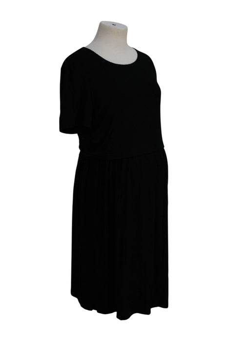 A Black Short Sleeve Dresses from Ripe in size Maternity-L for maternity. (Back View)
