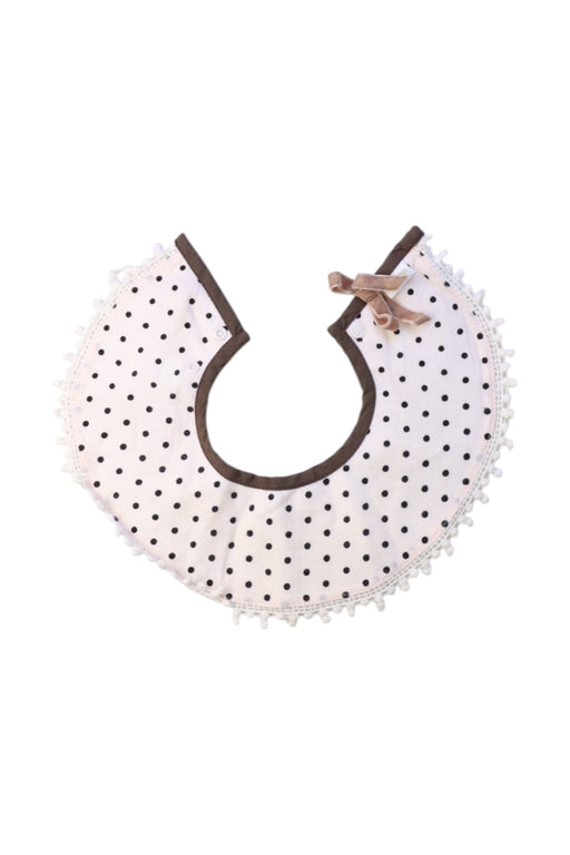 A White Collars from MarlMarl in size O/S for girl. (Front View)