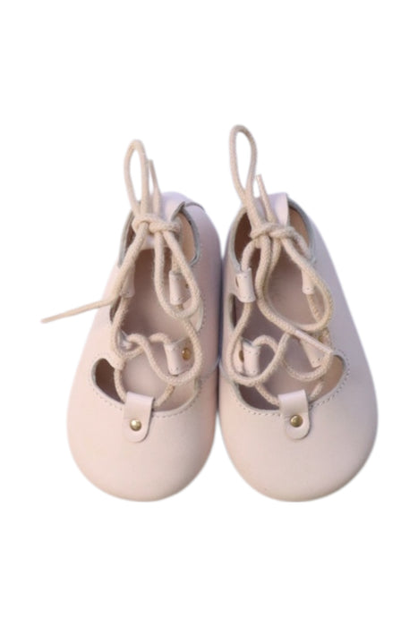 A White Casual Boots from Chloe in size 12-18M for girl. (Back View)