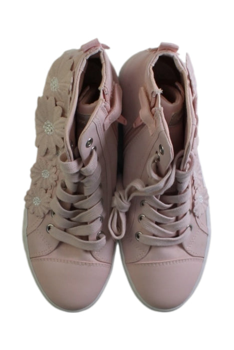 A Pink Sneakers from Geox in size 10Y for girl. (Back View)