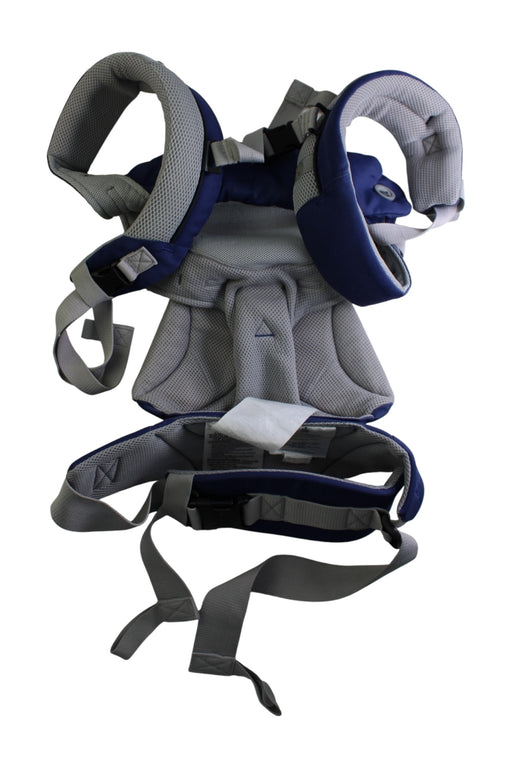 A Blue Baby Carriers from Ergobaby in size 3-6M for boy. (Front View)