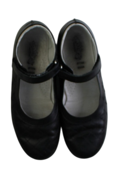 A Black Flats from Rossano in size 10Y for girl. (Back View)