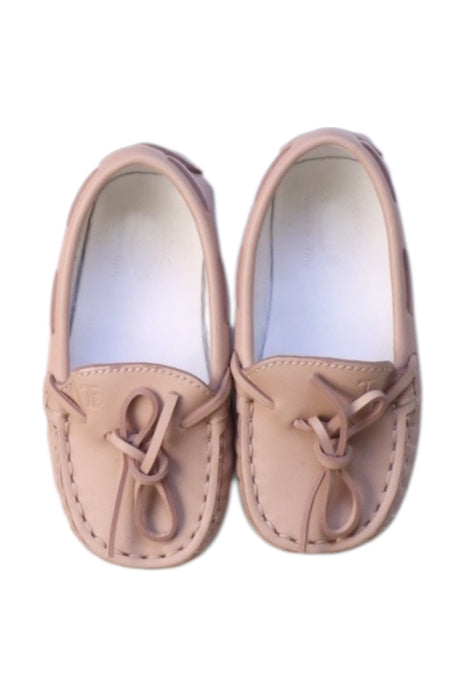 A Pink Loafers & Moccasins from Tod’s in size 6-12M for neutral. (Back View)