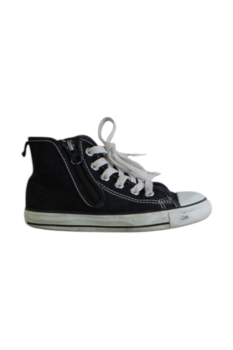 A Black Sneakers from Converse in size 5T for neutral. (Front View)
