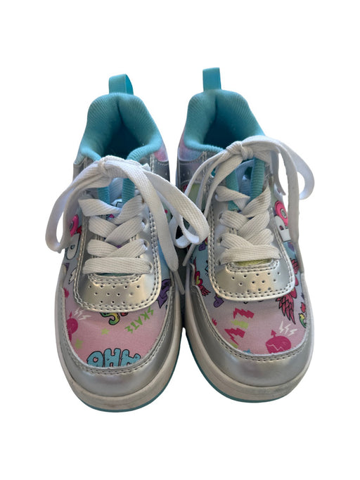 A Silver Sneakers from Heelys in size 6T for girl. (Front View)