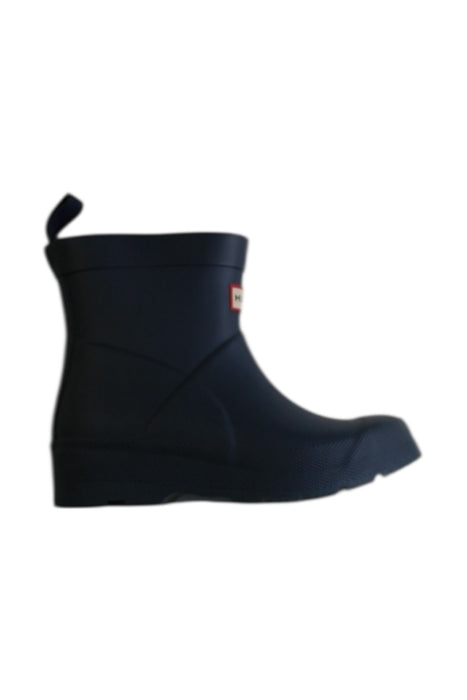 A Black Rain Boots from Hunter in size 5T for boy. (Front View)