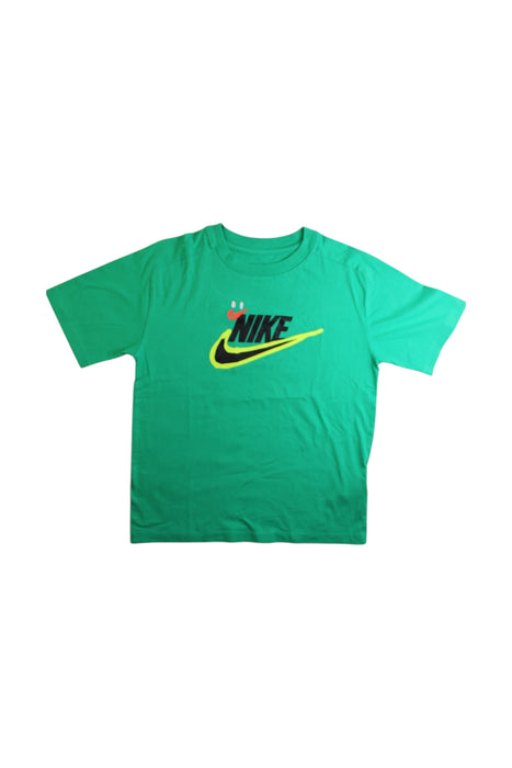 A Green Short Sleeve T Shirts from Nike in size 10Y for boy. (Front View)