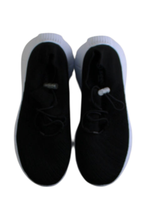 A Black Sneakers from Seed in size 6T for girl. (Back View)