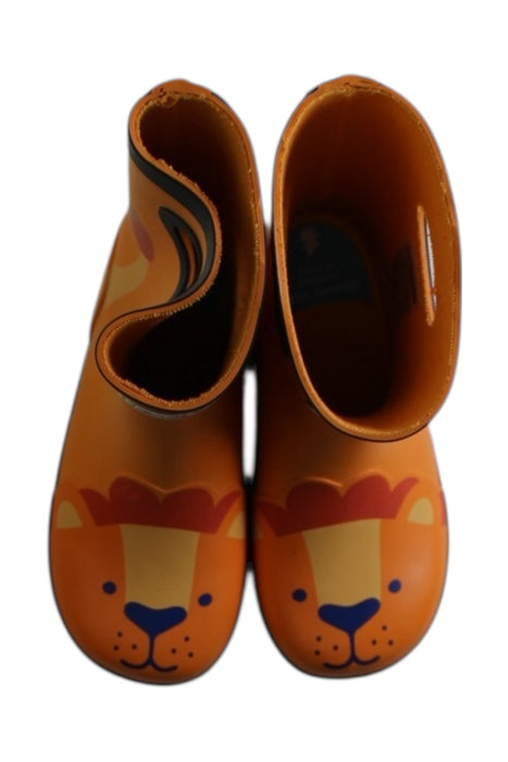 A Orange Rain Boots from Jojo Maman Bébé in size 5T for boy. (Back View)