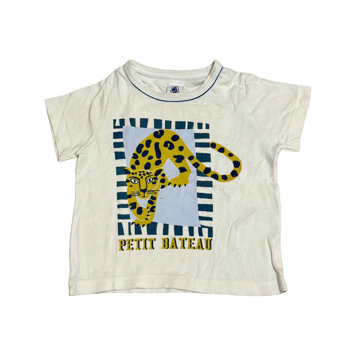 A White Short Sleeve T Shirts from Petit Bateau in size 3T for neutral. (Front View)