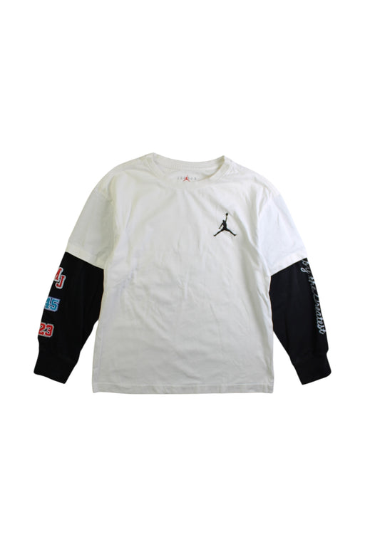 A White Long Sleeve T Shirts from Air Jordan in size 10Y for boy. (Front View)