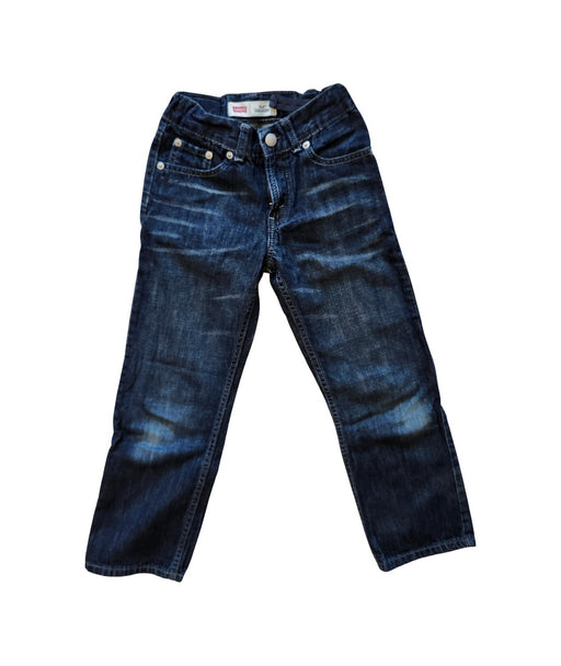 A Blue Jeans from Levi's in size 7Y for boy. (Front View)