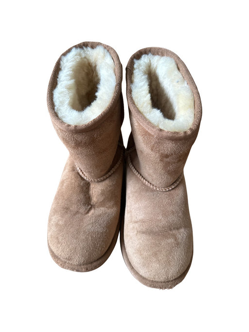 A Beige Winter Boots from UGG in size 7Y for neutral. (Front View)
