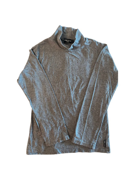 A Grey Long Sleeve Tops from Comme Ca Ism in size 6T for neutral. (Front View)