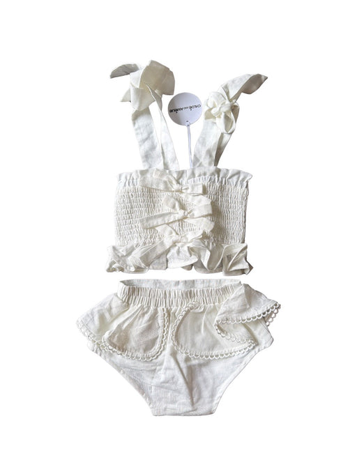 A White Shorts Sets from Chloe and Amelie in size 3-6M for girl. (Front View)