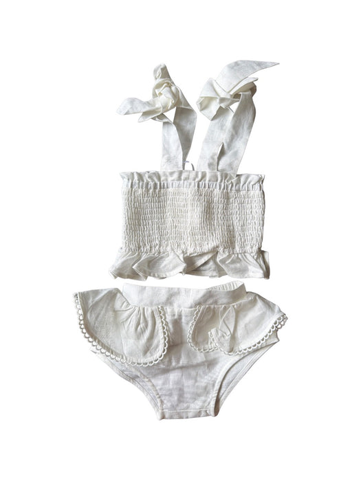 A White Shorts Sets from Chloe and Amelie in size 3-6M for girl. (Back View)