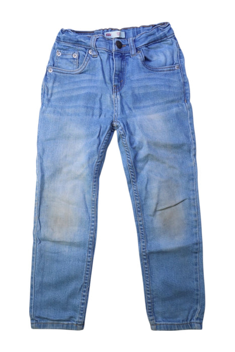 A Blue Jeans from Levi's in size 6T for boy. (Front View)