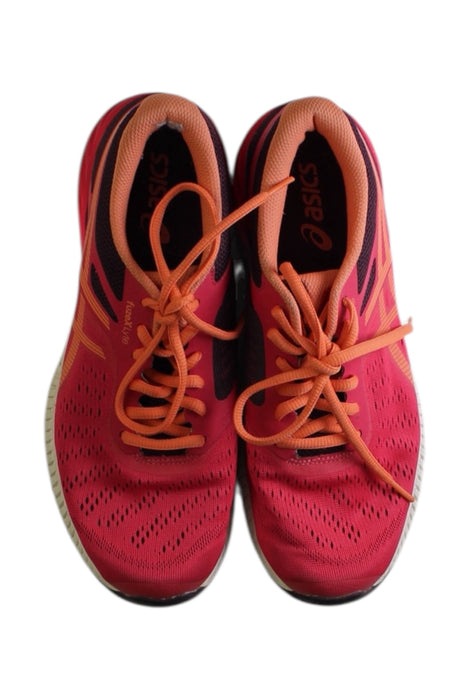 A Multicolour Sneakers from ASICS in size 13Y for neutral. (Back View)