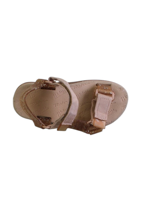 A Beige Sandals from Melissa in size 6T for girl. (Front View)