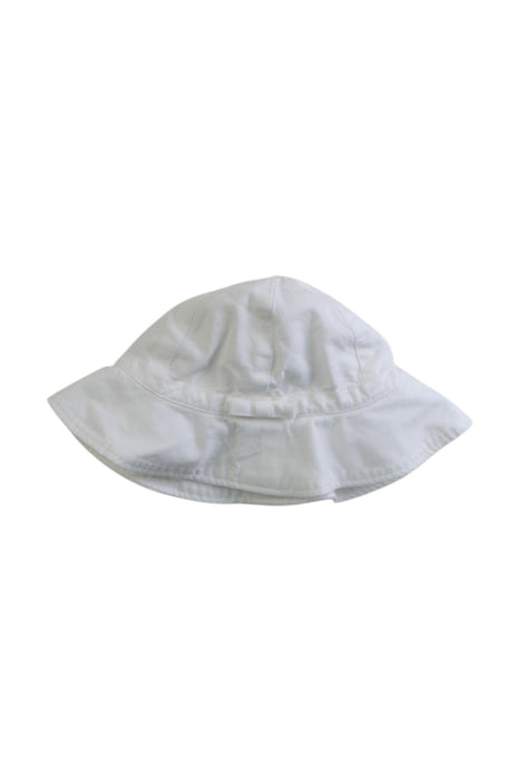 A White Sun Hats from Petit Bateau in size 12-18M for girl. (Front View)