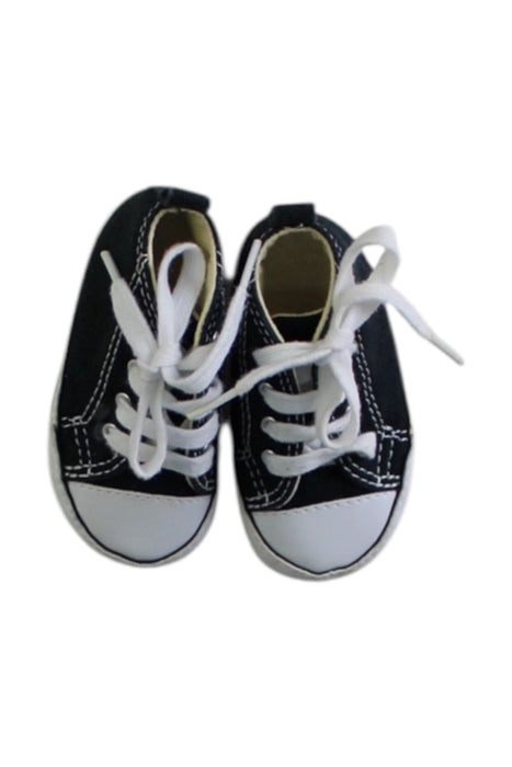 A Black Sneakers from Converse in size 6-12M for neutral. (Back View)