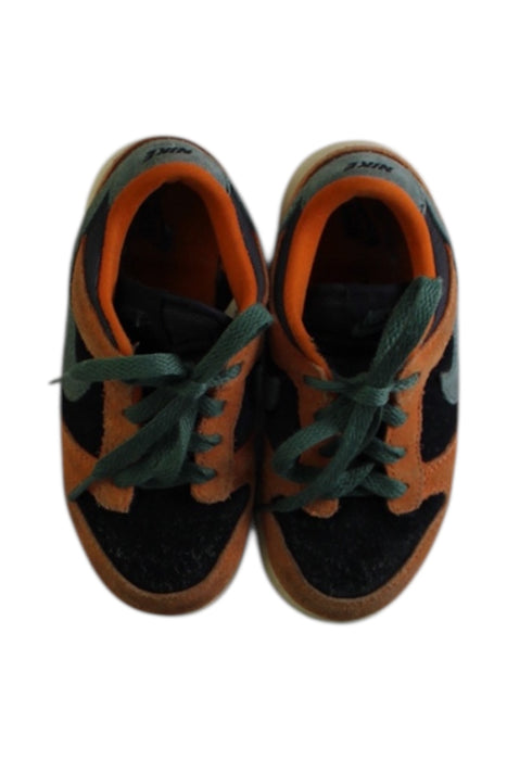 A Multicolour Sneakers from Nike in size 4T for boy. (Back View)