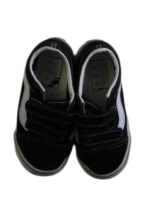 A Black Sneakers from Vans in size 3T for boy. (Back View)