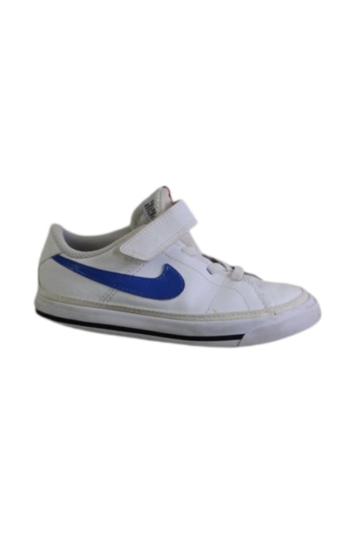 A White Sneakers from Nike in size 4T for boy. (Front View)