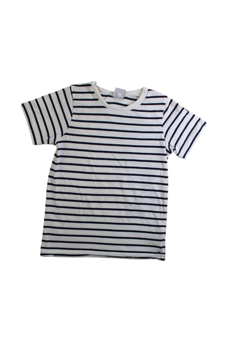 A White Short Sleeve T Shirts from Polarn O. Pyret in size 5T for neutral. (Front View)