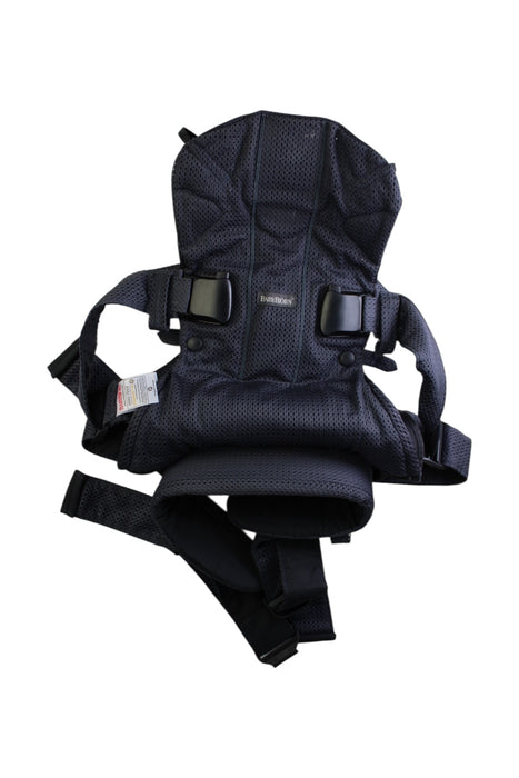 A Black Baby Carriers from BabyBjorn in size 0-3M for neutral. (Back View)