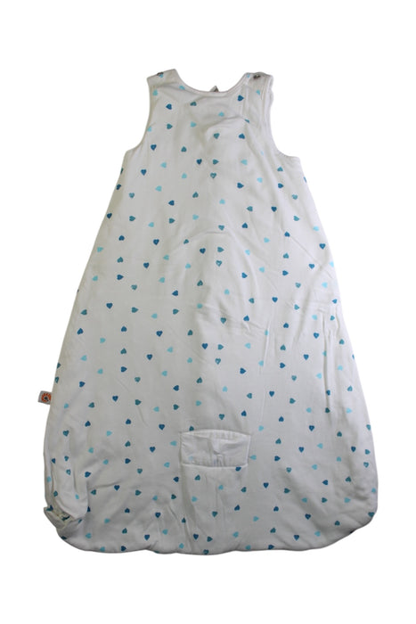 A White Sleepsacs from Ergobaby in size 18-24M for neutral. (Back View)
