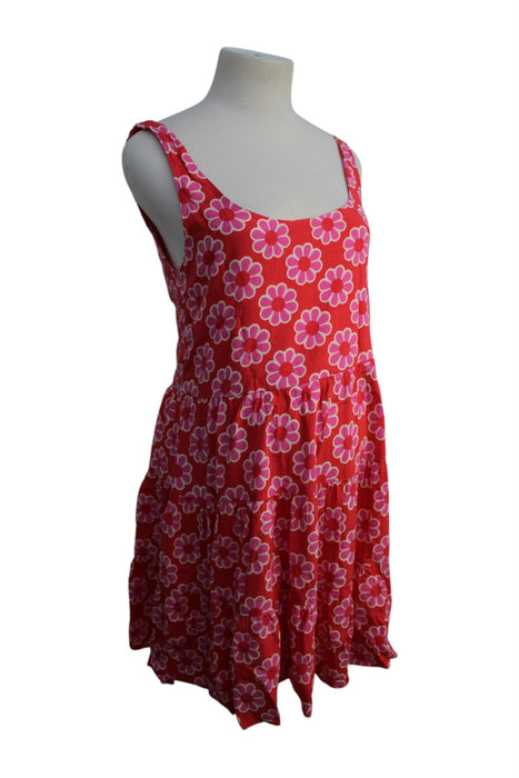 A Red Sleeveless Dresses from Mister Zimi in size Maternity-M for maternity. (Back View)