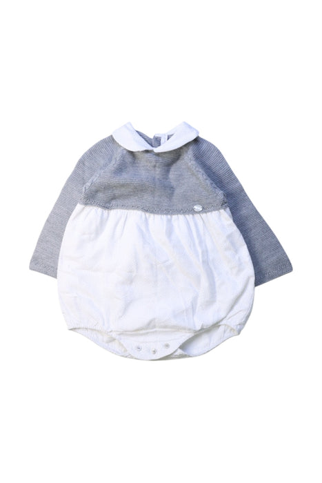A Grey Long Sleeve Rompers from Martin Aranda in size 6-12M for girl. (Front View)