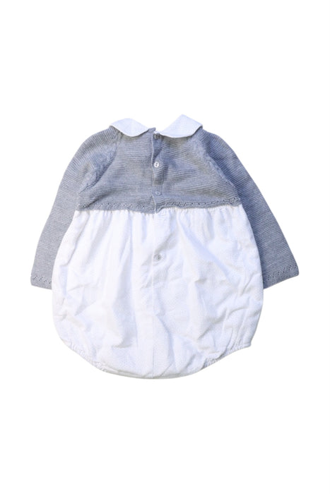 A Grey Long Sleeve Rompers from Martin Aranda in size 6-12M for girl. (Back View)
