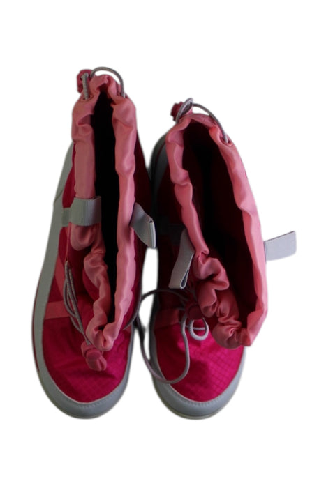 A Pink Winter Boots from Lands' End in size 12Y for girl. (Back View)
