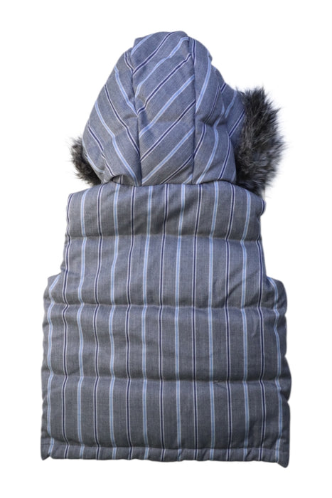 A Grey Outerwear Vests from Nicholas & Bears in size 3T for boy. (Back View)