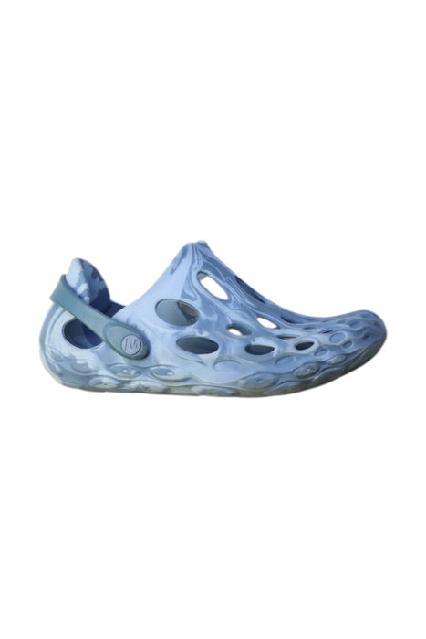 A Multicolour Aqua Shoes from Merrell in size 11Y for neutral. (Front View)
