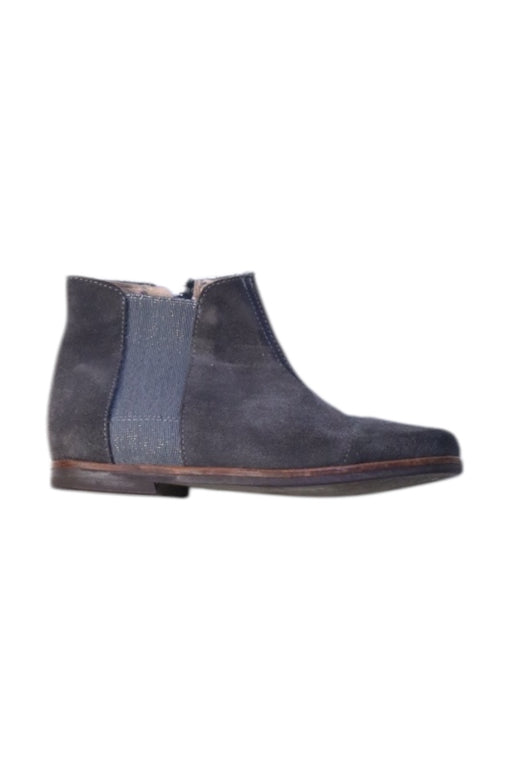 A Grey Casual Boots from Jacadi in size 3T for girl. (Front View)
