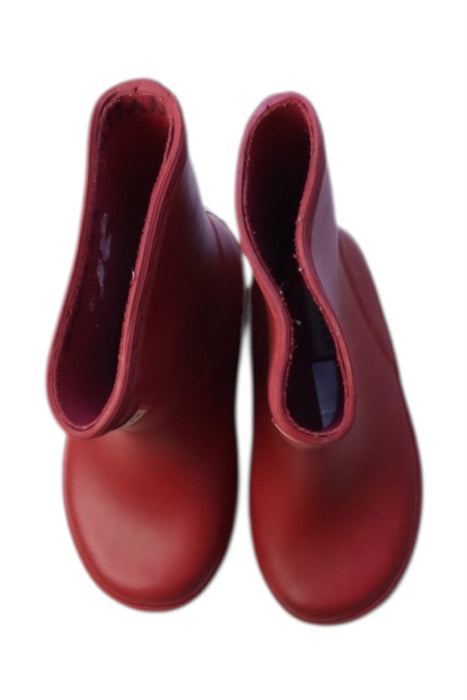A Red Rain Boots from Hunter in size 18-24M for neutral. (Back View)