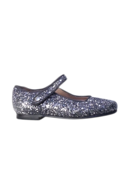 A Silver Flats from Jacadi in size 3T for girl. (Front View)