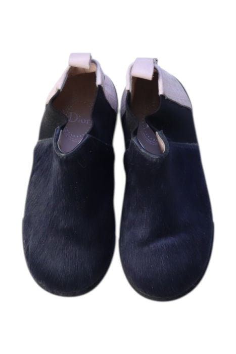 A Navy Booties from Dior in size 3T for girl. (Back View)